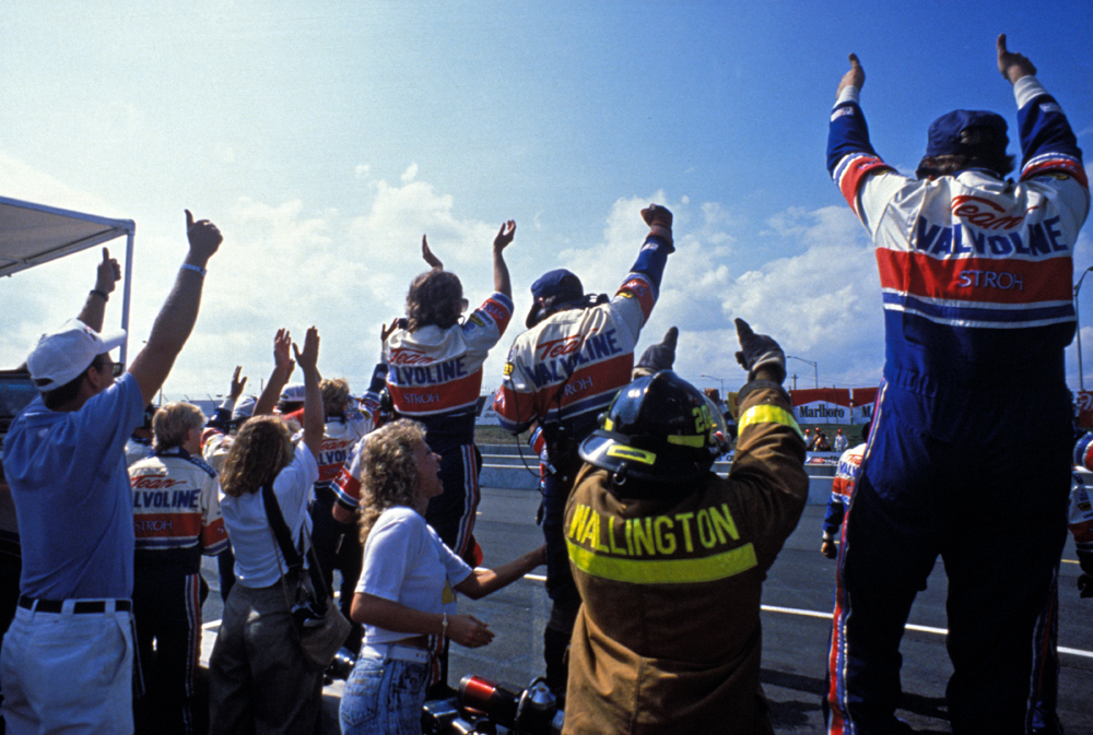 Victory – Glory Days Of Racing